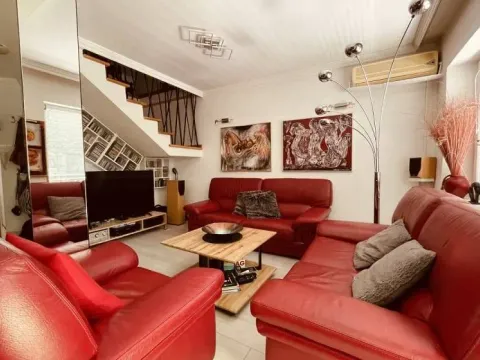 Rent, three bedroom apartment, 140m², Cerak, Beograd - image 1