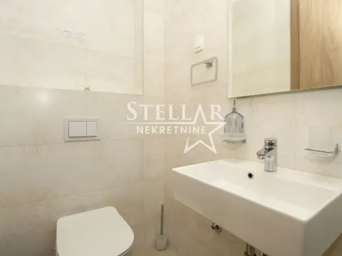 Izdavanje, poslovni prostor, 70m², Master Kvart, Podgorica - image 3