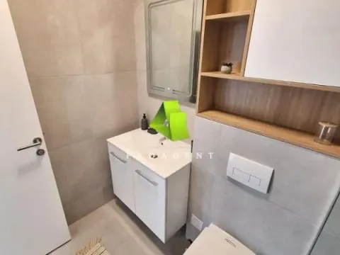 Izdavanje, trosoban stan, 80m², Medijana, Niš - image 17