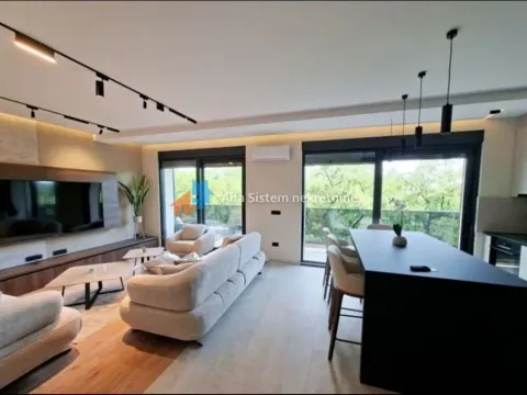 Izdavanje, trosoban stan, 82m², Zeleno Brdo, Zvezdara Sve Podlokacije - image 3
