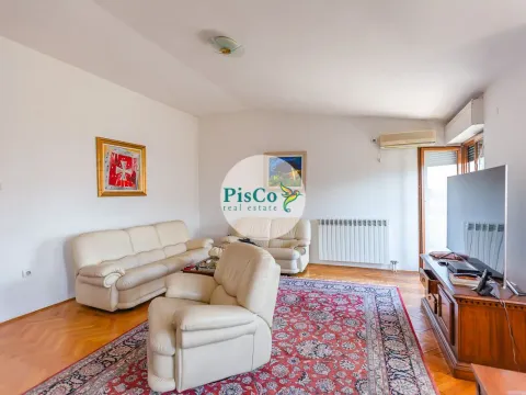 Izdavanje, trosoban stan, 122m², Gorica C, Podgorica - image 4