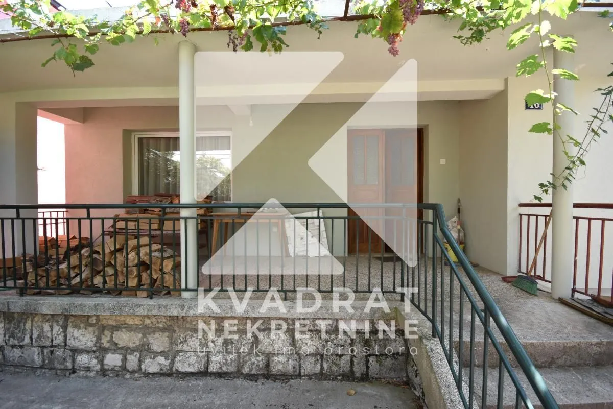 Prodaja, kuća, 126m², Murtovina, Podgorica