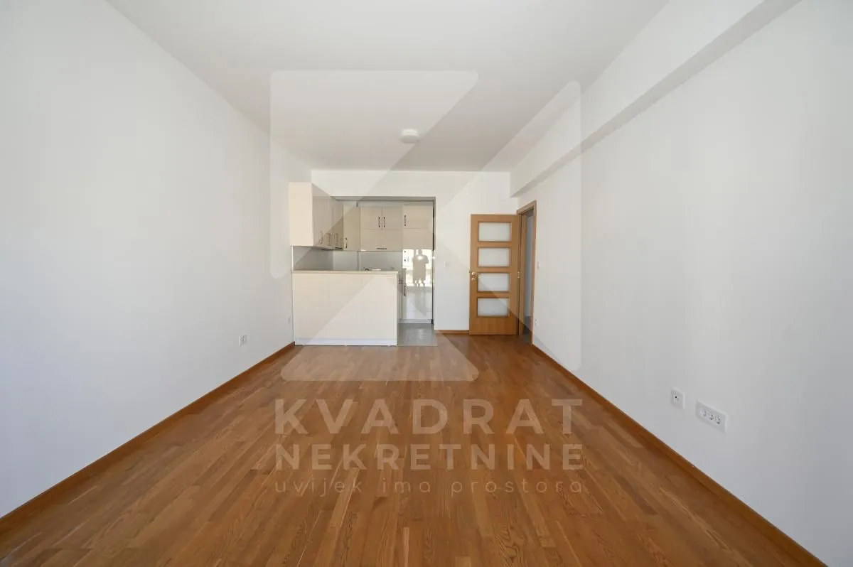 Rent, two bedroom apartment, 65m², Stari Aerodrom, Podgorica