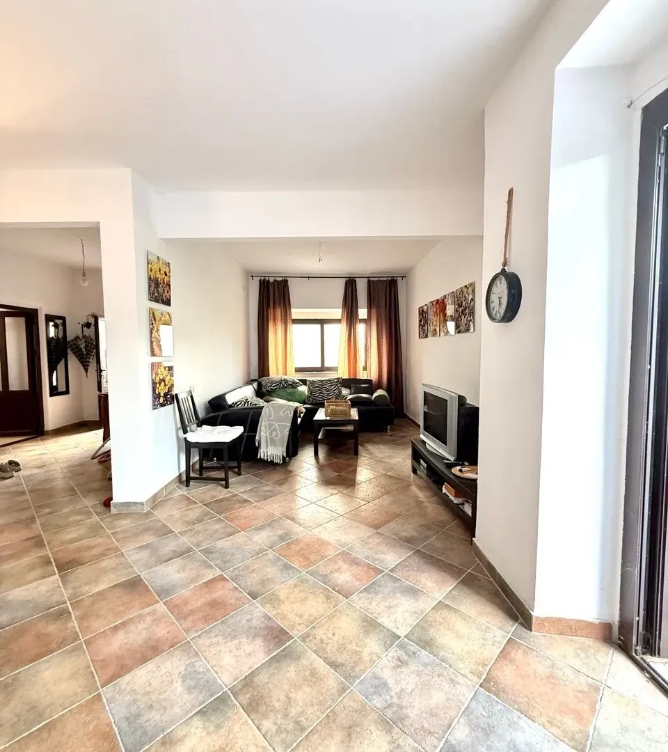 Prodaja, kuća, 183m², Centar, Ulcinj