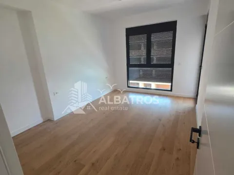 Rent, two bedroom apartment, 89m², Bar, Crna Gora - image 3