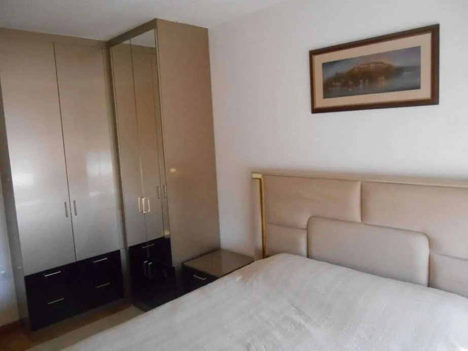 Prodaja, trosoban stan, 75m², Novi Sad, Srbija