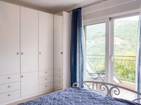 Sale, apartment, 63m², Bečići, Budva - image 2