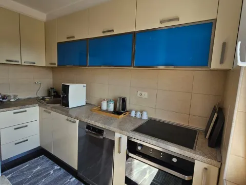 Prodaja, dvosoban stan, 70m², Tuški Put, Podgorica - image 9