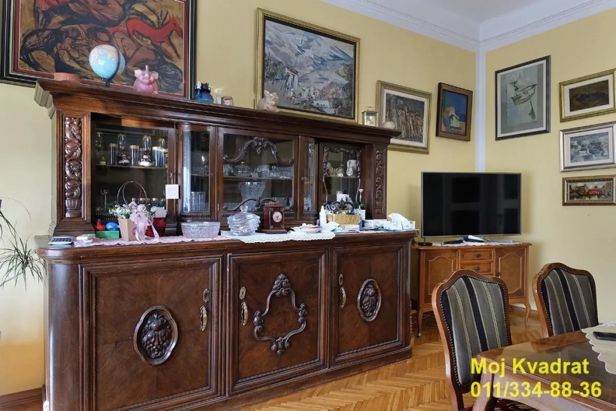 Prodaja, trosoban stan, 110m², Stari Grad, Beograd