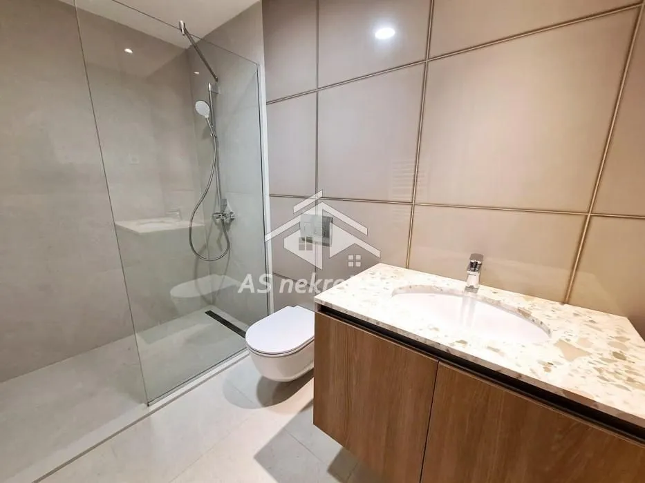 Izdavanje, dvosoban stan, 56m², Savski Venac, Beograd