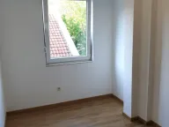 Izdavanje, trosoban stan, 90m², Vezirov Most, Podgorica - image 2