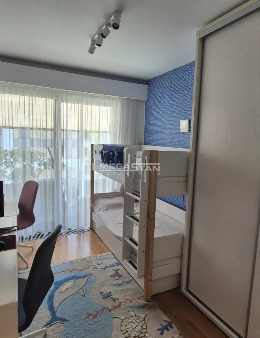 Sale, three bedroom apartment, 83m², Novi Beograd Blok 65, Novi Beograd Sve Podlokacije