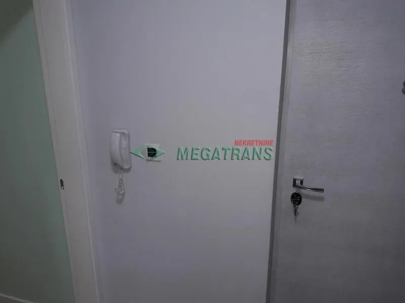 Izdavanje, dvosoban stan, 50m², Centar, Novi Sad