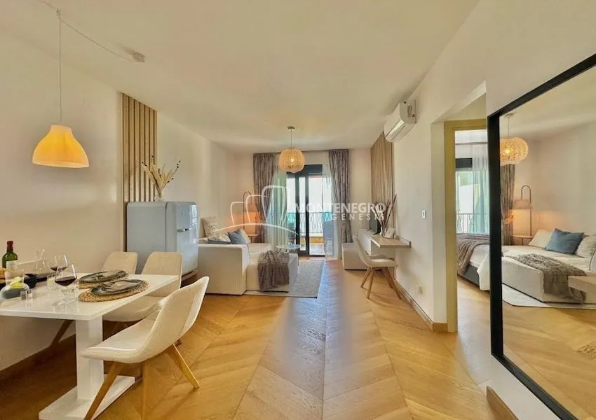 Sale, one bedroom apartment, 55m², Sveti Stefan, Budva