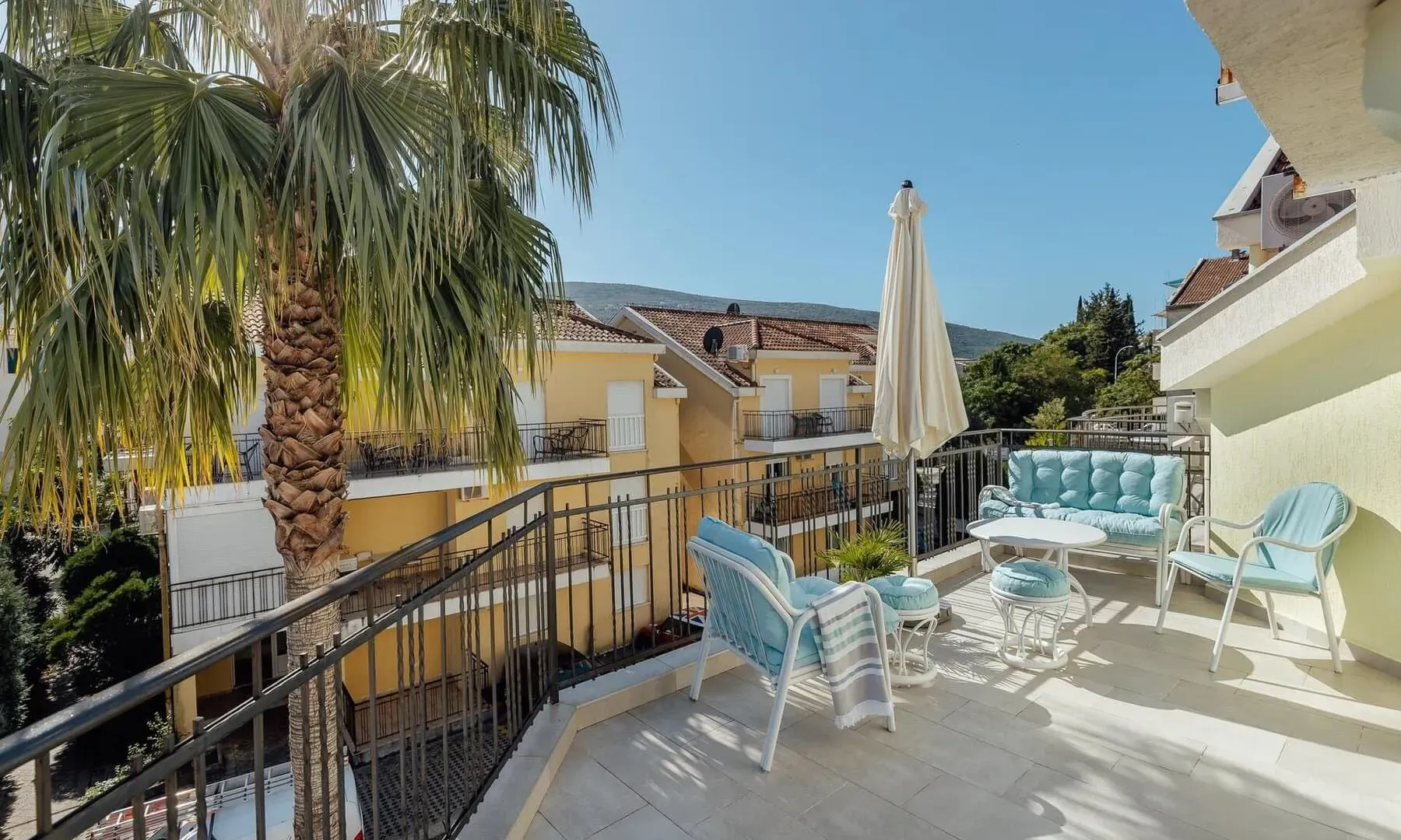 Prodaja, trosoban stan, 172m², Đenovići, Herceg Novi