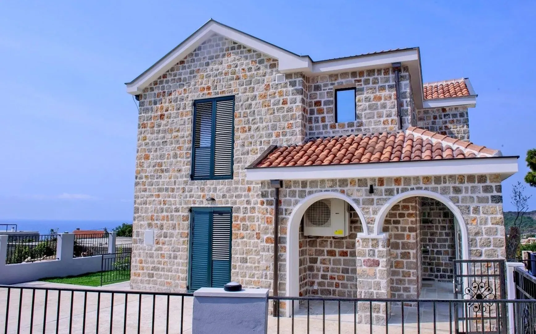 Sale, house, 320m², Kotor, Crna Gora
