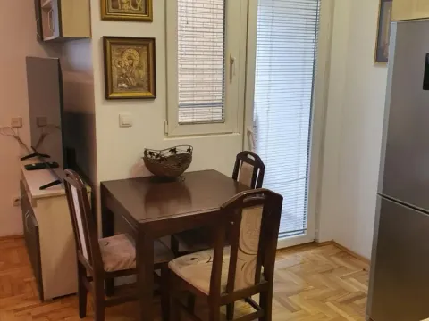 Izdavanje, trosoban stan, 80m², Mirijevo 1, Mirijevo Sve Podlokacije - image 4