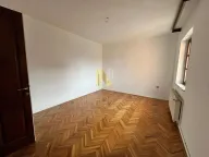 Izdavanje, kuća, 450m², Bulevar Evrope, Novi Sad Sve Podlokacije - image 5