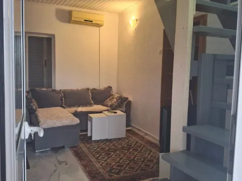Rent, apartment, 43m², Podgorica, Crna Gora - image 2