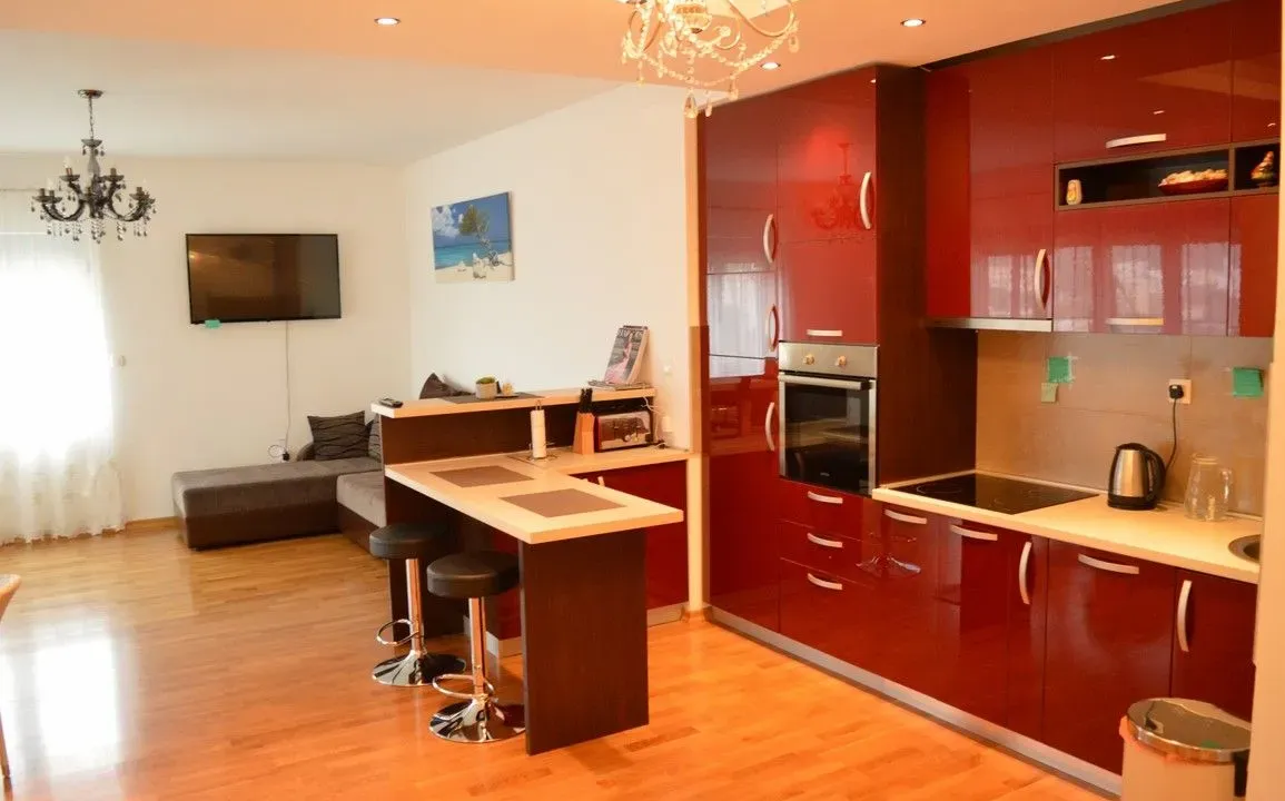 Sale, apartment, 75m², Rafailovići, Budva