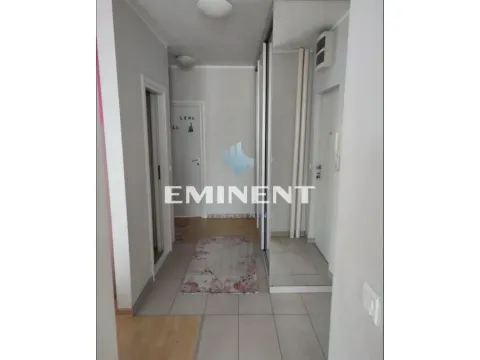 Izdavanje, trosoban stan, 69m², Novi Beograd Sve Podlokacije, Beograd - image 11