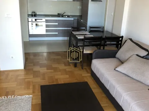 Prodaja, jednosoban stan, 58m², Preko Morače, Podgorica - image 1