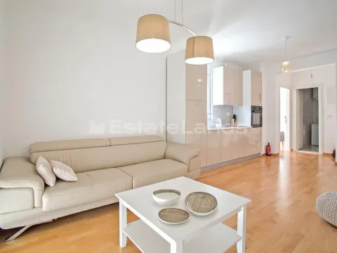 Rent, one bedroom apartment, 43m², Mažina, Tivat - image 3