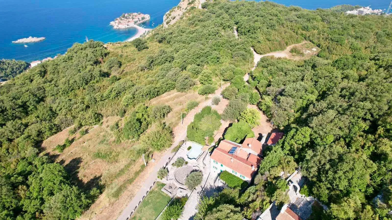 Sale, land lot, 7000m², Blizikuće, Budva