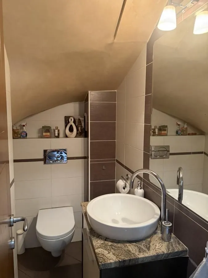 Prodaja, četvorosoban stan, 106m², Grbavica, Novi Sad Sve Podlokacije