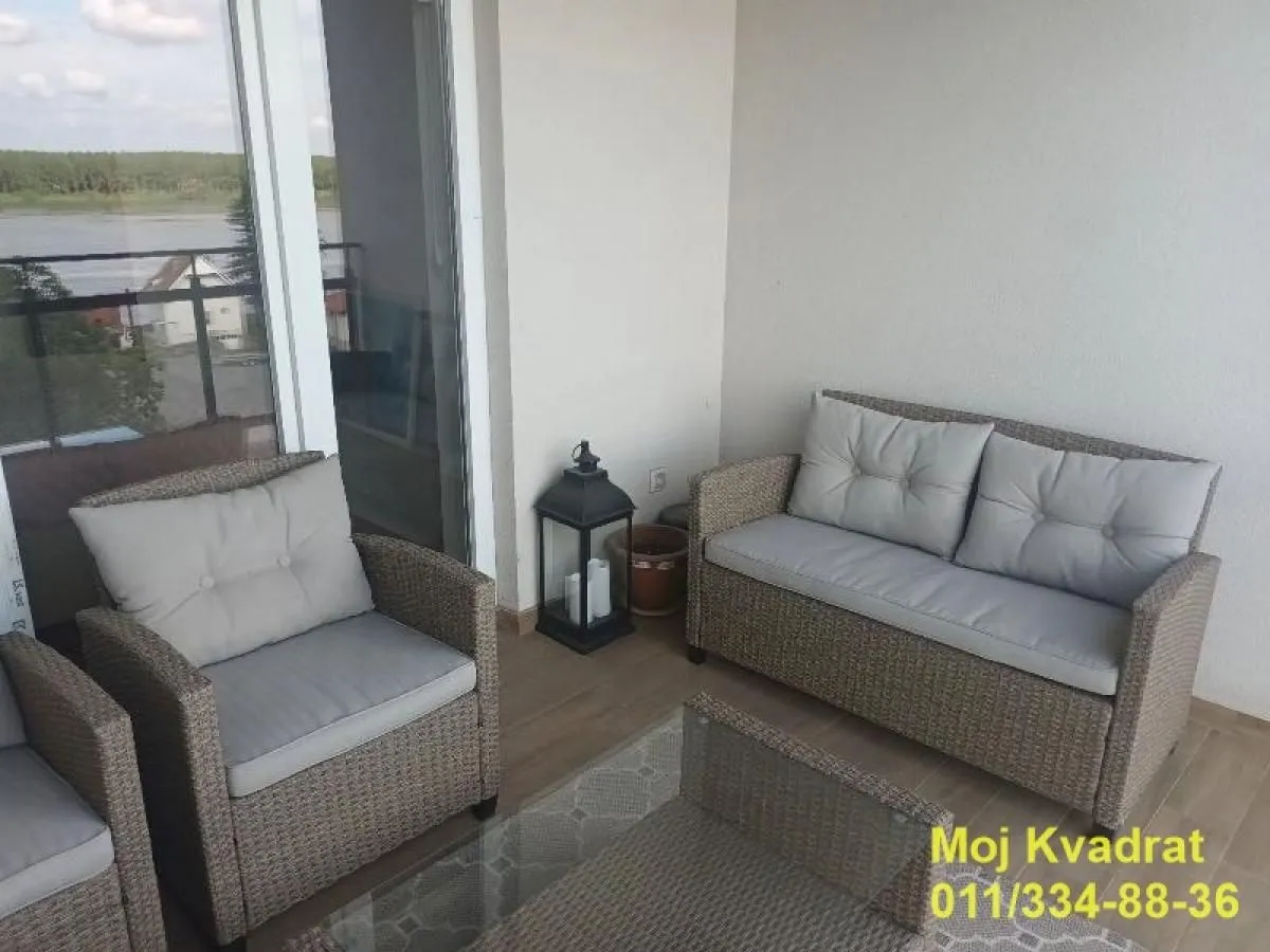 Prodaja, trosoban stan, 92m², Novi Banovci, Stara Pazova