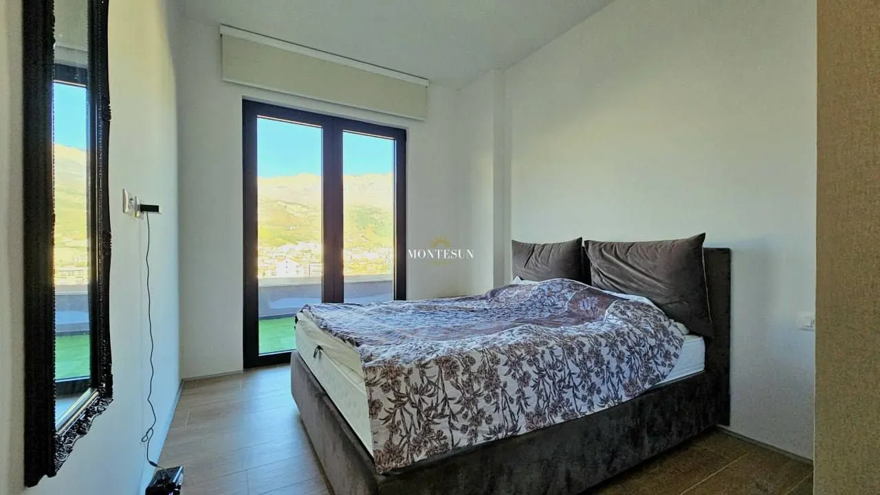 Rent, three bedroom apartment, 50m², Centar, Budva