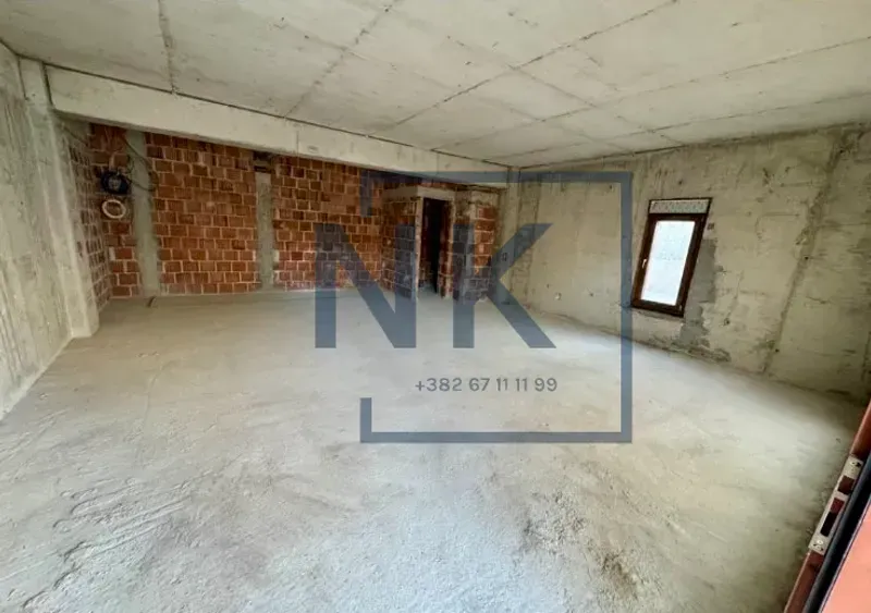 Izdavanje, poslovni prostor, 56m², Vezirov Most, Podgorica