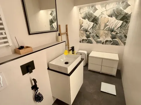 Prodaja, trosoban stan, 85m², Višnjička Banja, Palilula Sve Podlokacije - image 7