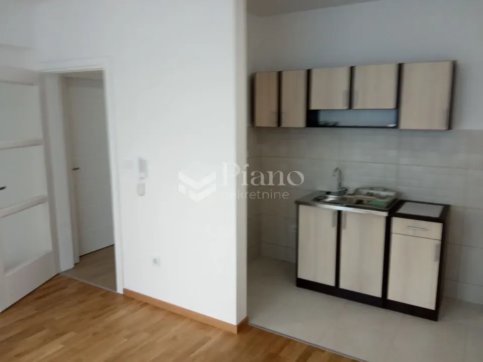 Rent, two bedroom apartment, 59m², Stari Aerodrom, Podgorica