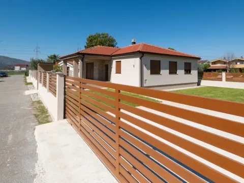 Izdavanje, kuća, 140m², Donja Gorica, Podgorica - image 19