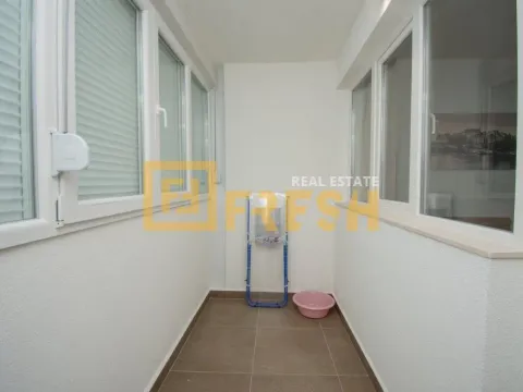 Izdavanje, dvosoban stan, 65m², Gintaš, Podgorica - image 6