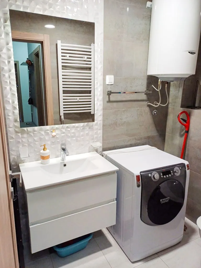 Izdavanje, dvosoban stan, 70m², Master Kvart, Podgorica