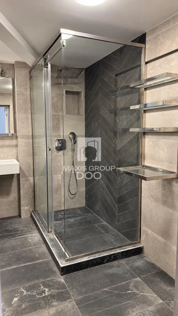 Prodaja, stan, 175m², Zemun Centar, Zemun Sve Podlokacije