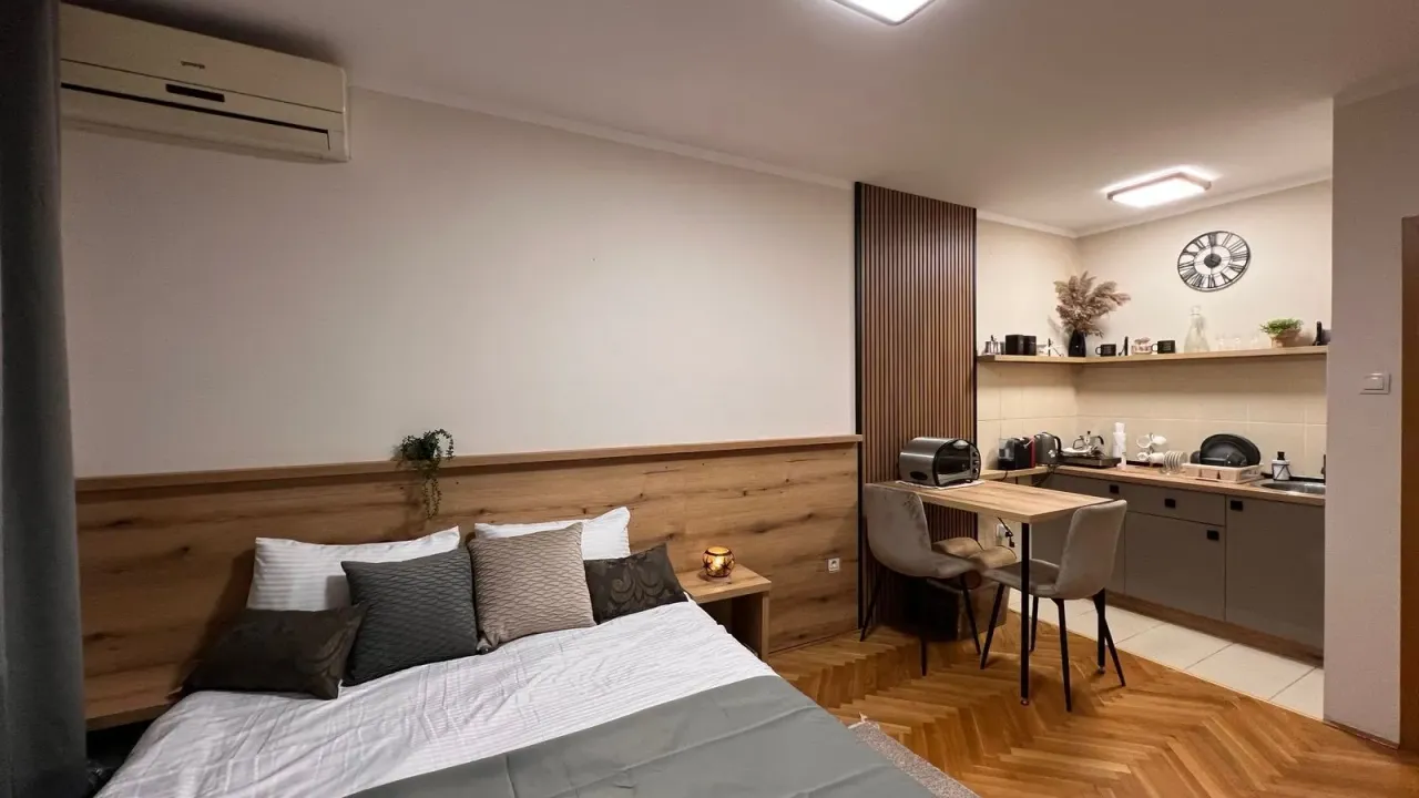 Sale, studio apartment, 24m², Blok 6, Podgorica