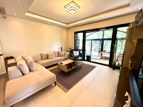 Prodaja, kuća, 171m², Budva, Crna Gora - image 13