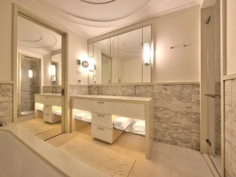 Prodaja, dvosoban stan, 130m², Porto Montenegro, Tivat - image 9