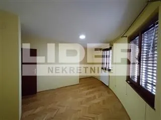 Izdavanje, stan, 160m², Savski Venac, Beograd
