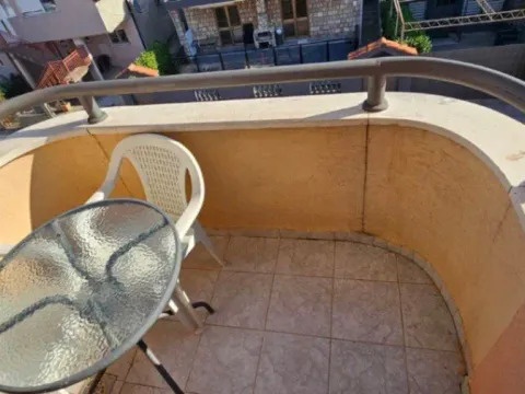 Rent, two bedroom apartment, 75m², Stari Aerodrom, Podgorica - image 5