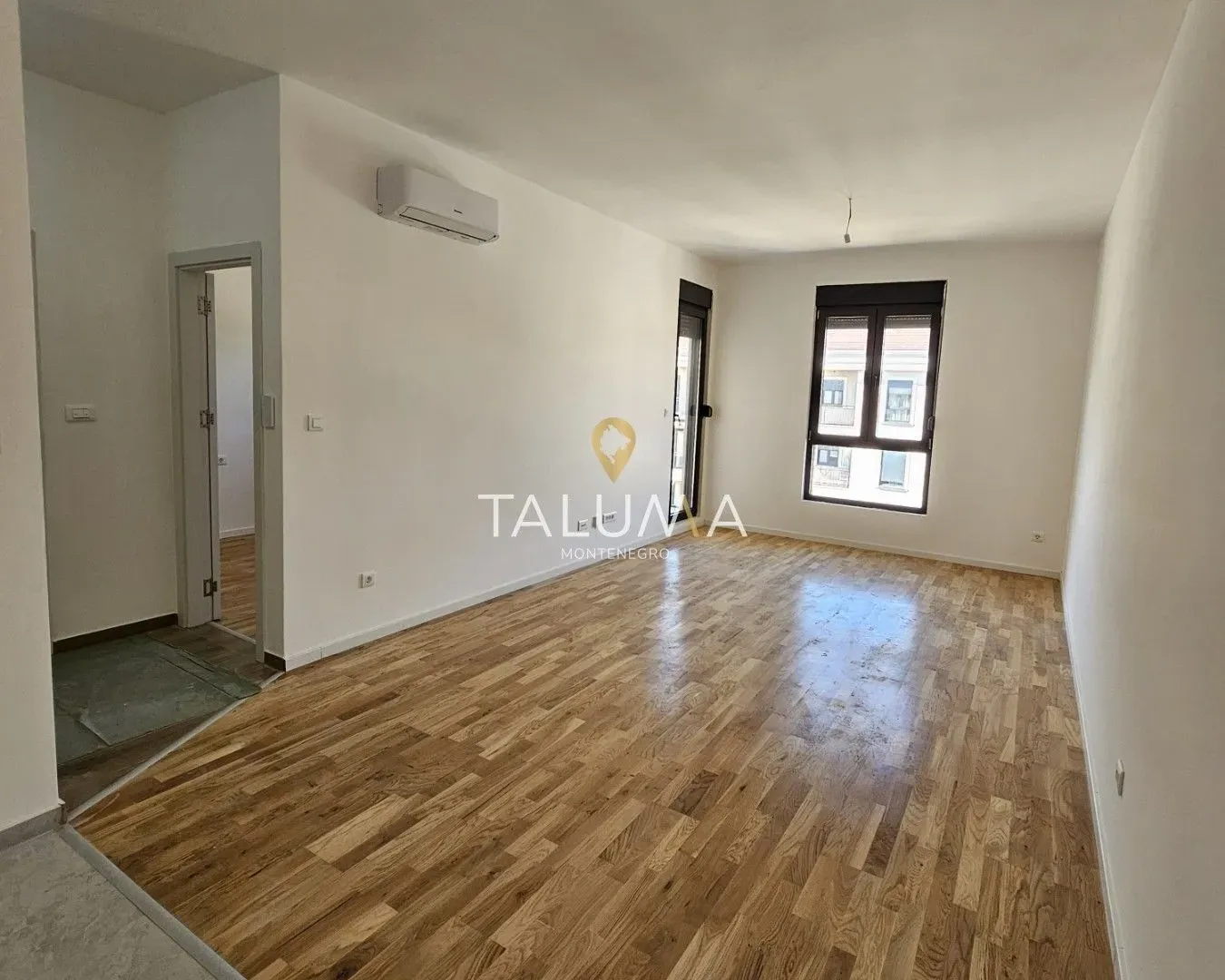 Izdavanje, jednosoban stan, 45m², Tološi, Podgorica