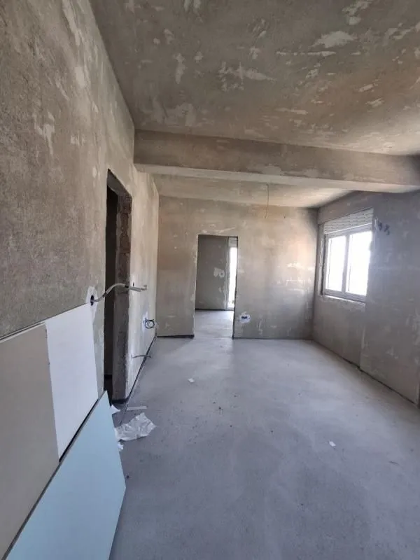 Prodaja, jednosoban stan, 38m², Lazi, Budva
