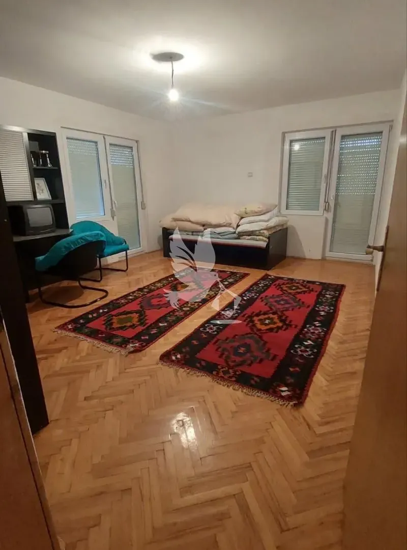 Sale, house, 800m², Mladenovac, Beograd