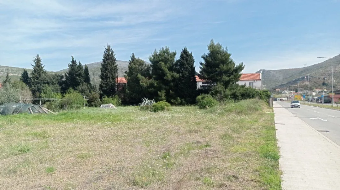 Izdavanje, plac, 2000m², Zlatica, Podgorica