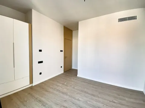 Prodaja, stan, 102m², Tivat, Crna Gora - image 4