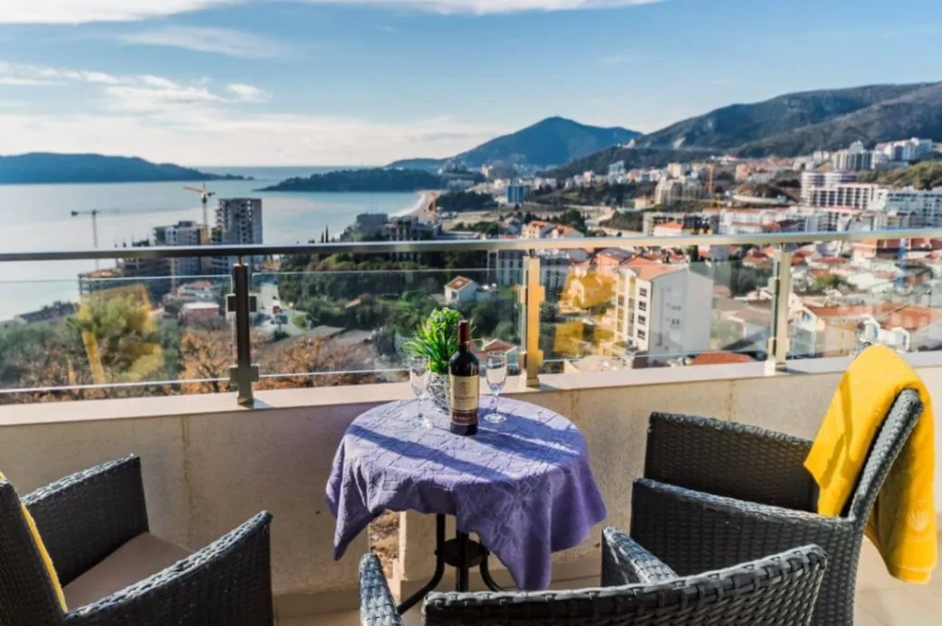 Sale, two bedroom apartment, 75m², Rafailovići, Budva