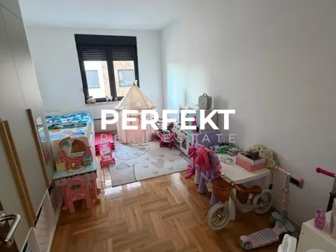 Prodaja, trosoban stan, 73m², Strelište, Pančevo - image 18